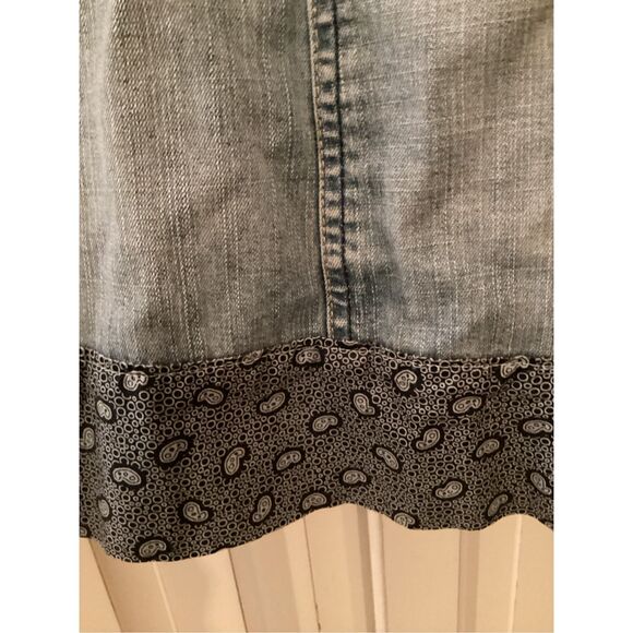 Old Navy Womens Denim Overall Skirt Skirtall Sz M Paisley Hem - Picture 2 of 8